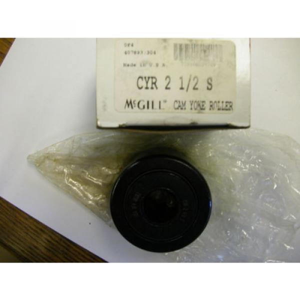 MCGILL CAM YOKE BEARING CYR 2-1/2 S  NEW IN BOX #1 image